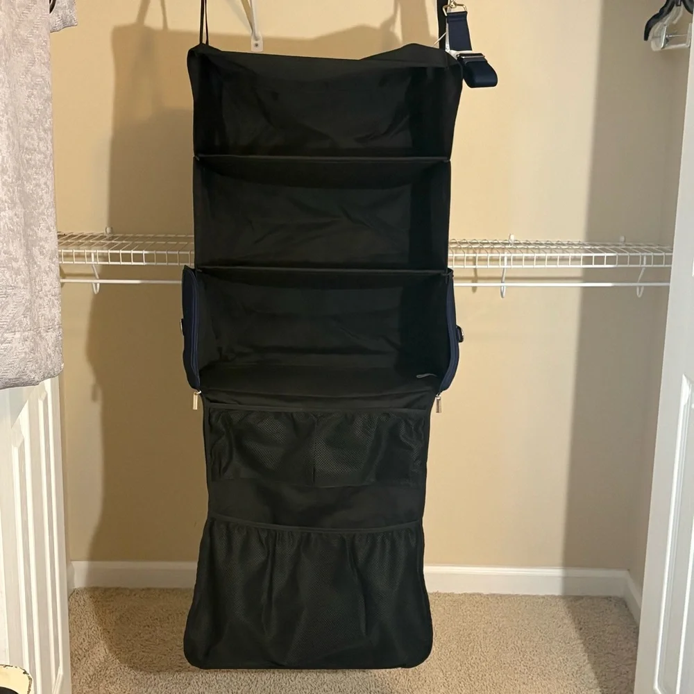 Mark & Graham TERMINAL 1 HANGING WARDROBE TRAVEL BAG navy blue, no monogram NEW